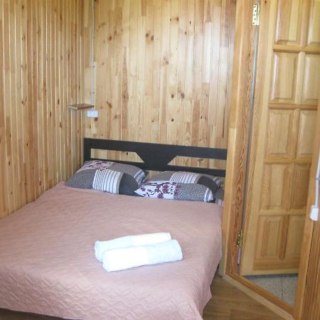 Hotel Уютный Домик 133 Причал. à Odessa Extérieur photo