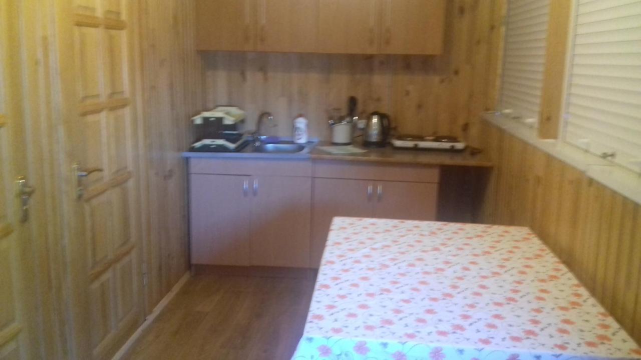 Hotel Уютный Домик 133 Причал. à Odessa Extérieur photo