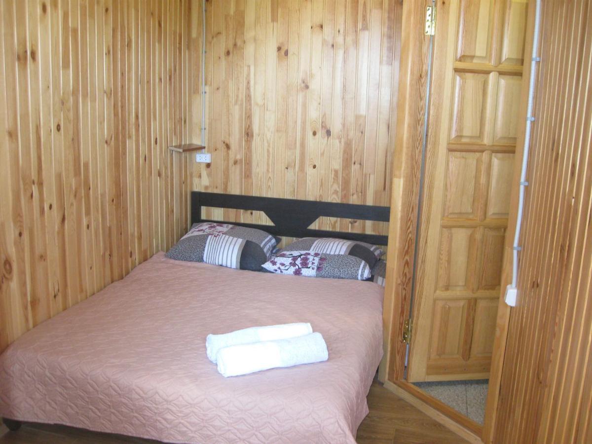 Hotel Уютный Домик 133 Причал. à Odessa Extérieur photo